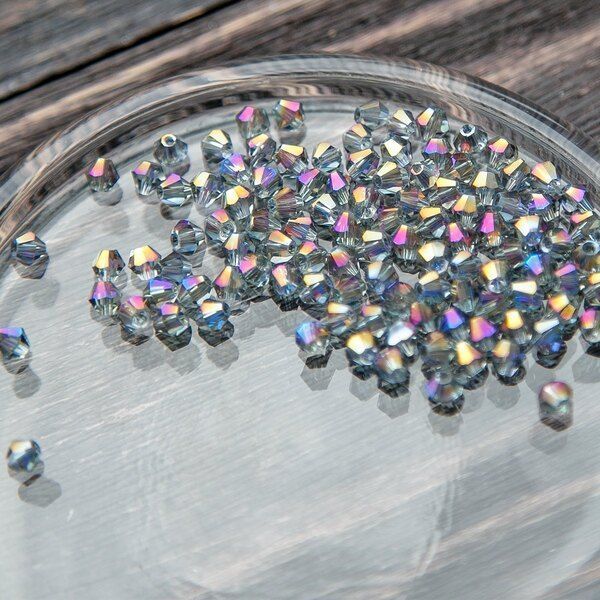 бусина, стекло биконус, цвет фиолетовый бензиновый, 4 мм (уп.30+/-5 шт)