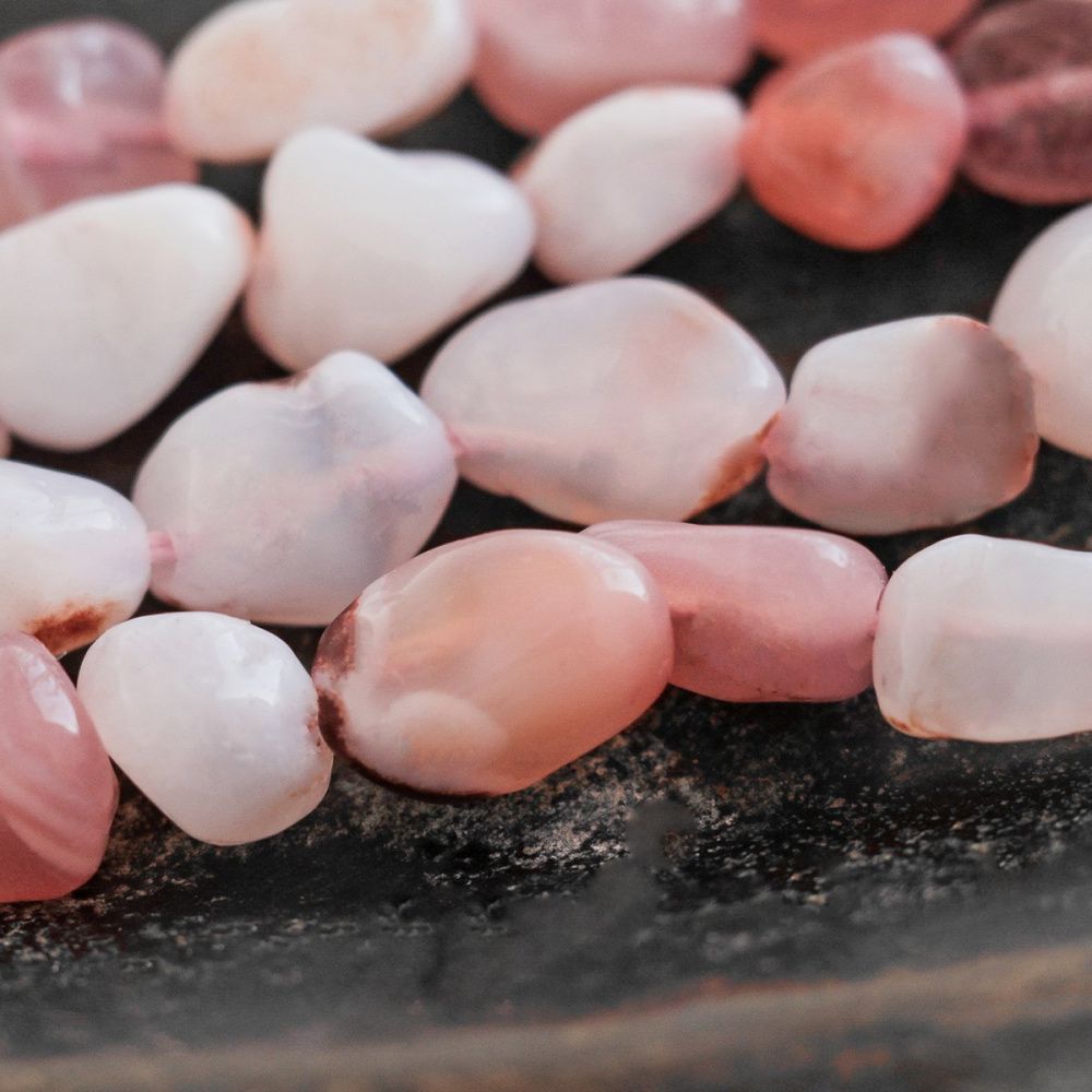 бусина опал розовый, осколки галтовка, цвет розовый, размерный микс (уп 10 г)