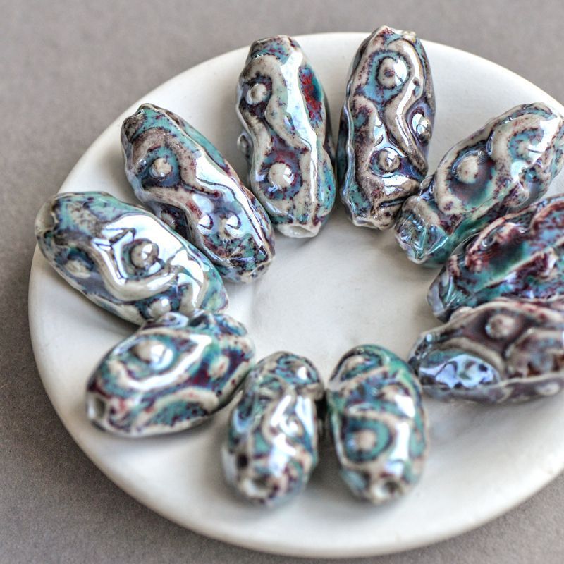 бусина, керамика "антик-дзи", овальная, цвет голубой/красный, 35x17-18x15-16 мм