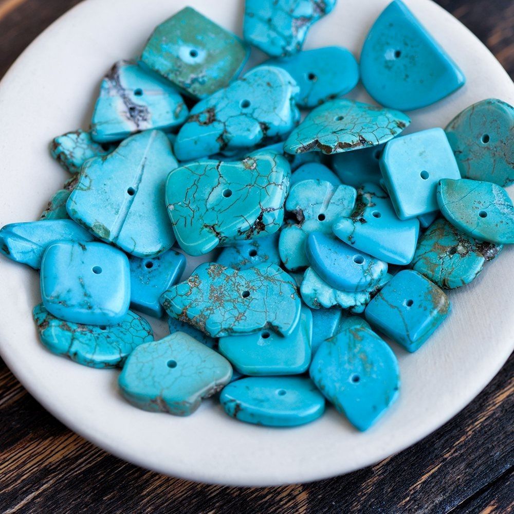 (им) бусина говлит (хаулит) наггетс, цвет голубой, 11-31x10-25x1-5 мм