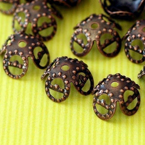 шапочка для бусин "чашелистик", цвет античная бронза, 8.5х6 мм