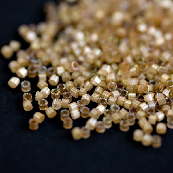 Бисер MIYUKI бисер японский miyuki delica 11/0 db-1802 (уп 5 г)