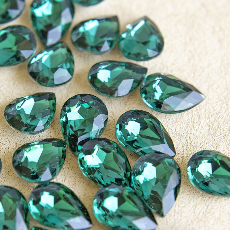 кабошон стекло кристалл, каплевидный, цвет blue zircon, 14х10 мм