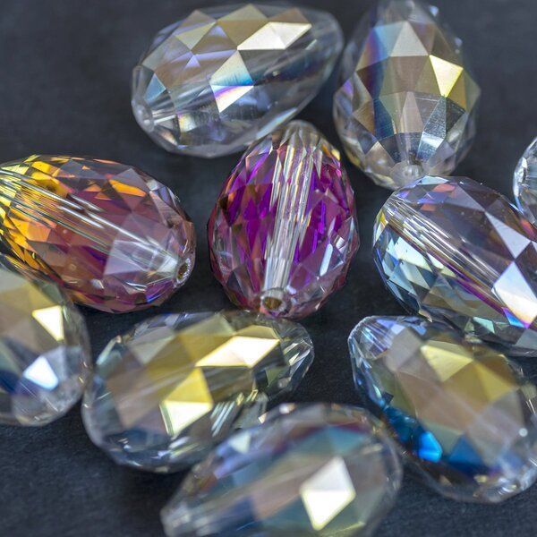 бусина, стекло, "капелька", граненая, цвет прозрачный/радужный, 25x18 мм