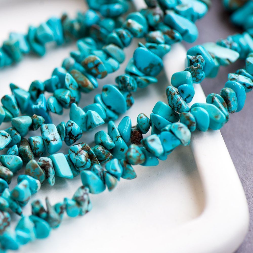 бусина бирюза синтетическая, осколки, цвет бирюзовый, 5-12x4-8 мм (уп. 10 г)