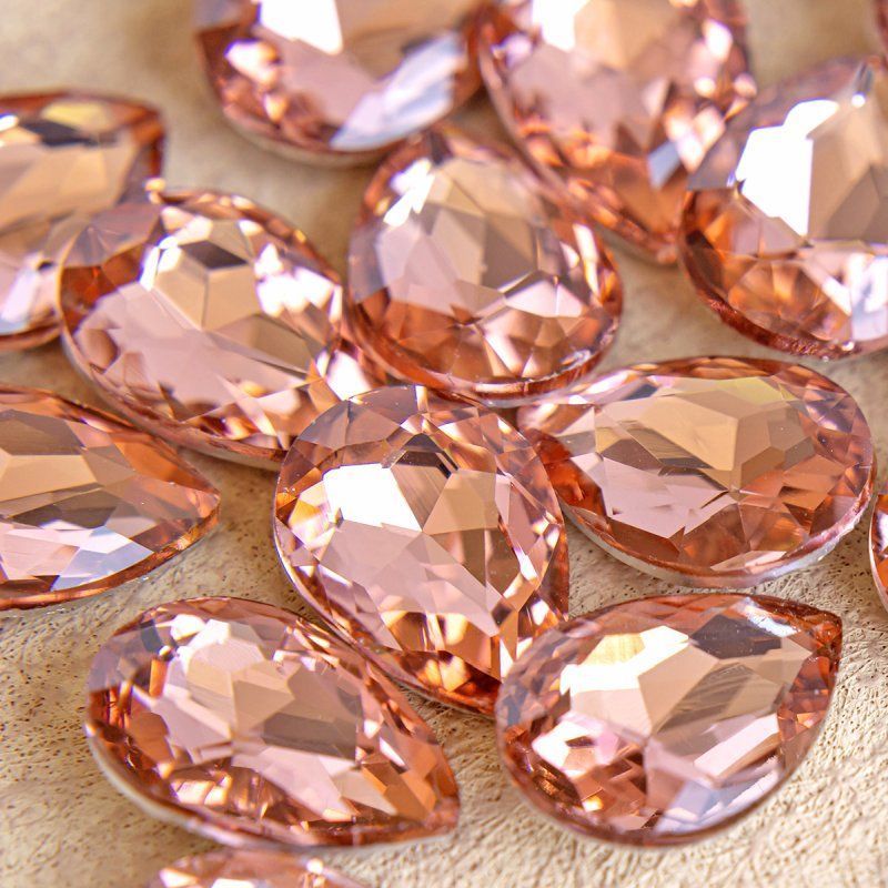 кабошон стекло кристалл, каплевидный, цвет champagne, 18х13 мм