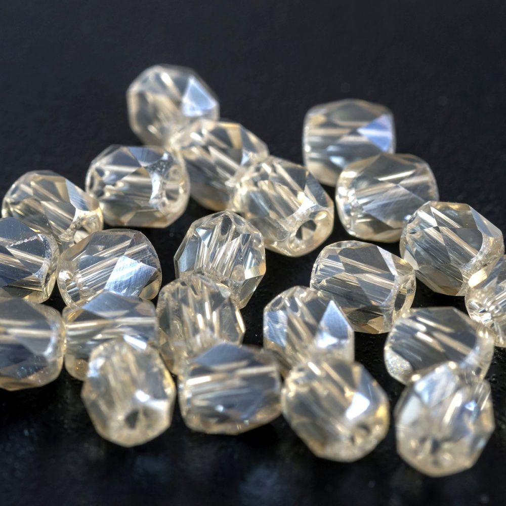 бусина, стекло бочонок 4, граненая, цвет бежевый перламутровый, 4x4 мм (уп 30+/-5 шт)