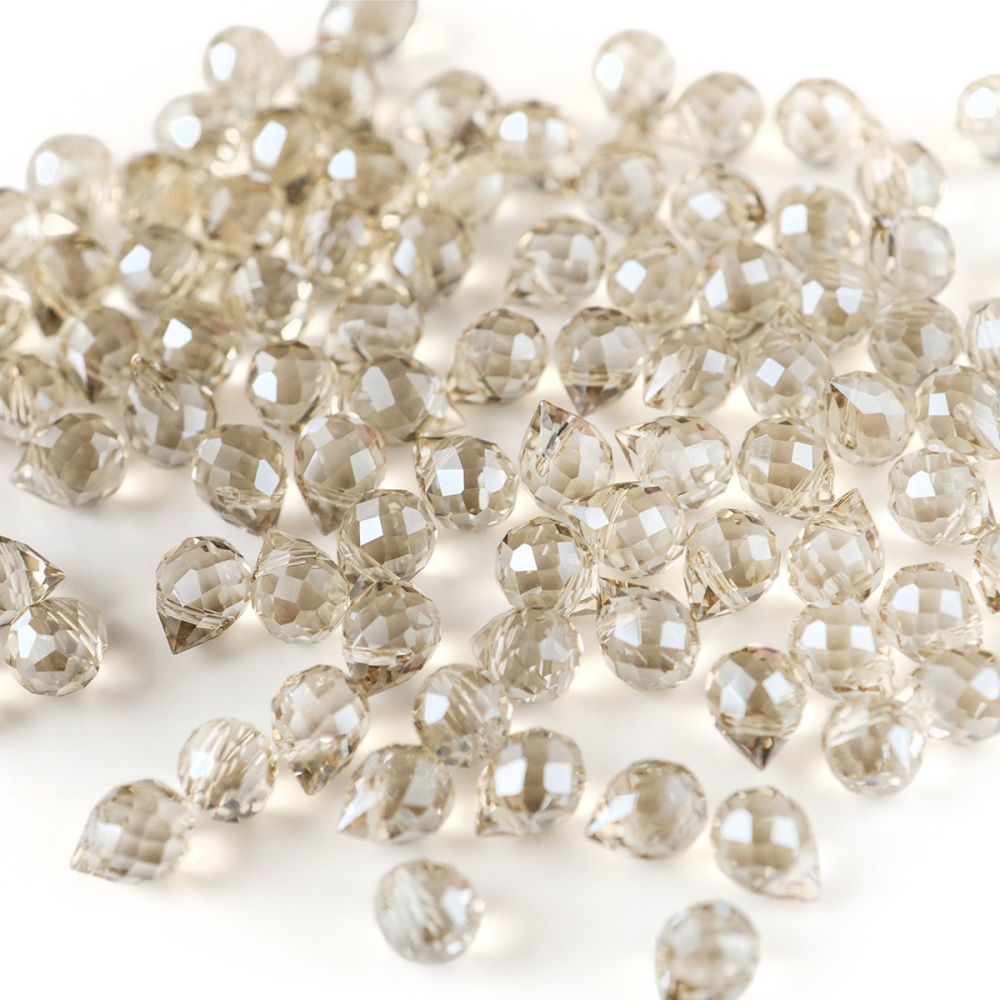 бусина "капля", граненая, стекло, цвет шампанского, 10-11x8 мм