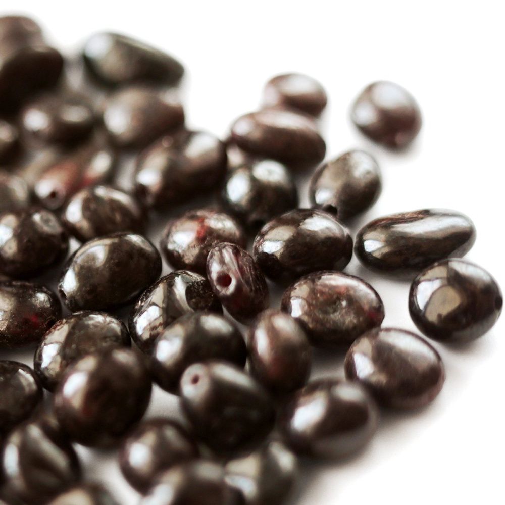 бусина гранат, овальный, цвет гранатовый, 5-10.5x5-6.5x4-5.5 мм (уп.10 г)