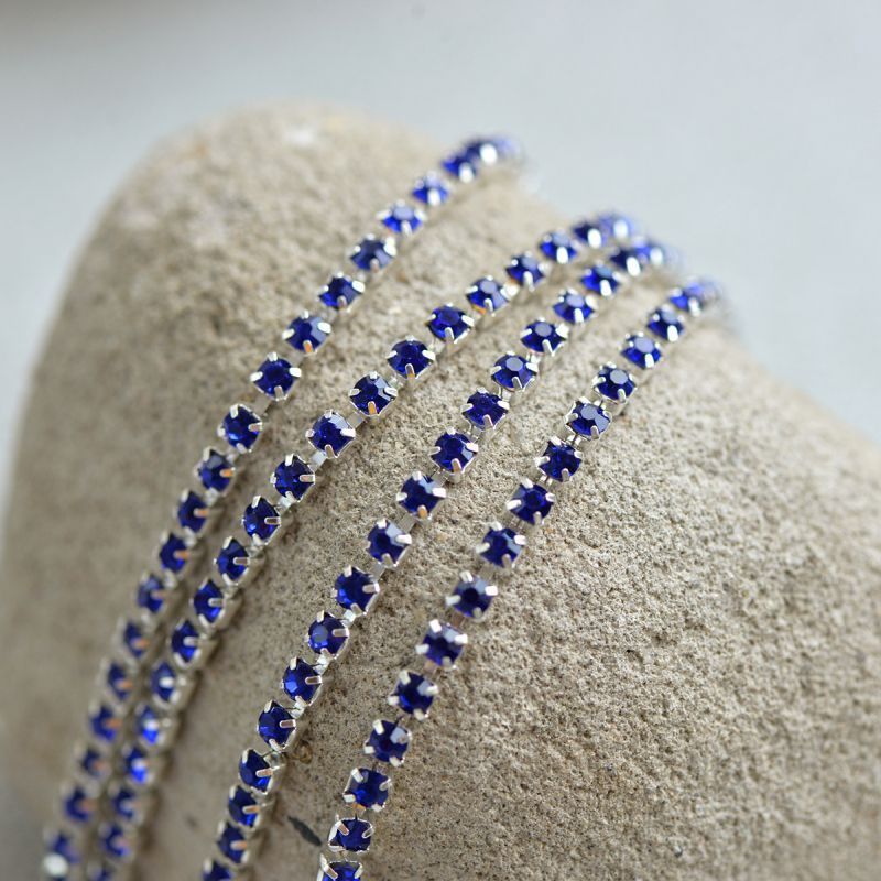 цепочка "стар", со стразами sapphire, цвет серебро, 3 мм, стразовая лента