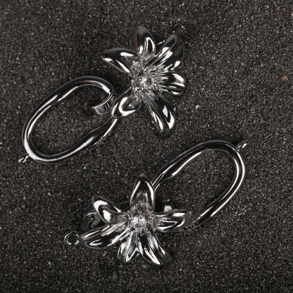 замок для украшений "лилия", покрытие платина/циркон, 35.5x18.5 мм