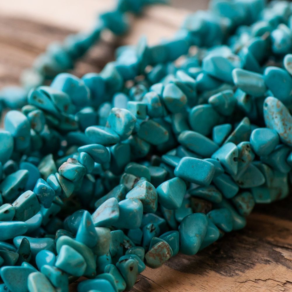 бусина бирюза синтетическая, осколки, цвет бирюзовый, 5-12x4-8 мм (уп. 10 г)