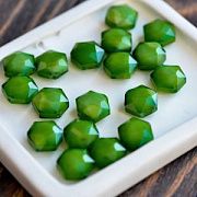 Бусина, стекло, "Гексагон", граненая, цвет зеленый, 14x8 мм