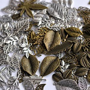 Микс металлический из подвесок "Листики", цветовой и размерный микс (уп 20 г)