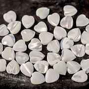 Бусина из ракушки, "Сердечко", цвет сливочный, 8x8x3-4 мм