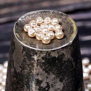 Бусина, имитация жемчуга, стекло 3, цвет бежевый, 3 мм (уп 100+/-10 шт)