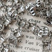 Цапы для стразов, пришивные, квадратные, цвет платина, 6х6 мм (уп 20 +/- 3 шт)