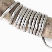 Шнур атласный, цвет серебристо-серый, 1.5 мм, уп 45 м