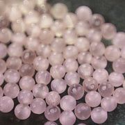 Бусина "Кошачий глаз", стекло, цвет розовый, 4 мм (уп 30+/-3 шт)