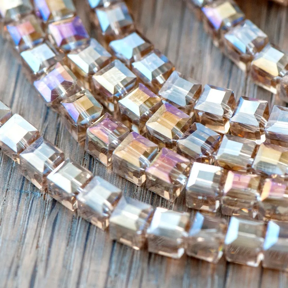 бусина, стекло "куб" 6, цвет бежевый радужный, 6х6 мм (уп 20 шт)