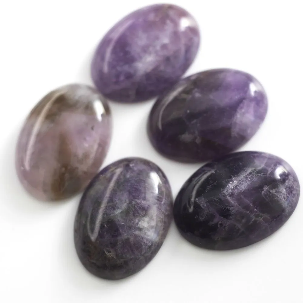 кабошон аметист овальный, цвет фиолетовый, 30x22x6.8 мм