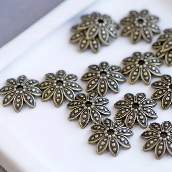 шапочка для бусин "астра", цвет античная бронза, 12.5x3.5 мм