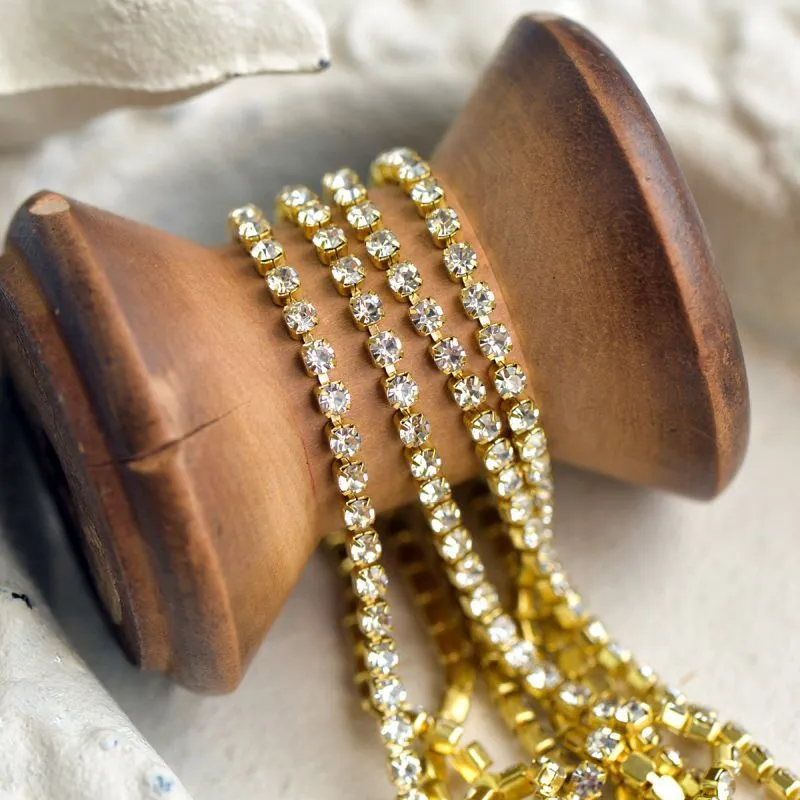 цепочка "стар", со стразами cristal, цвет золото, 2.5 мм, стразовая лента