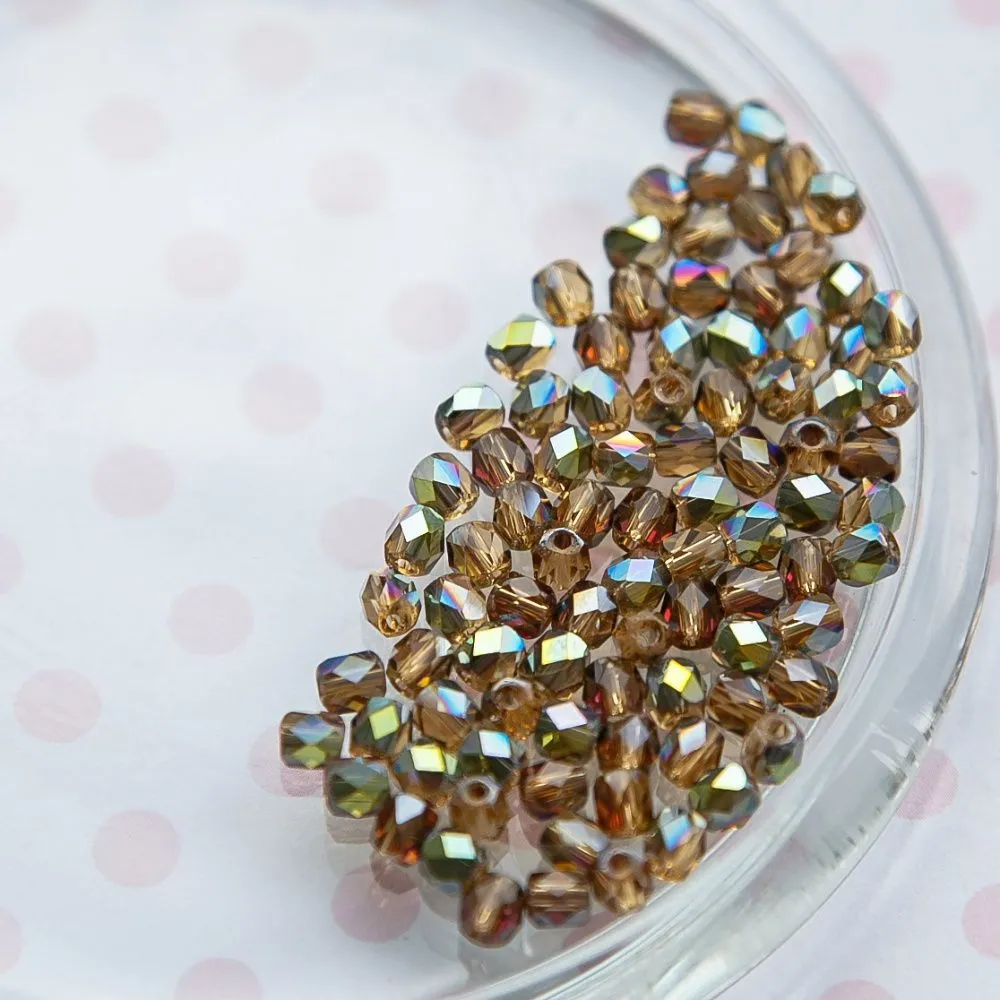 бусина, стекло бочонок 4, граненая, цвет хаки радужный, 4x3 мм (уп 30+/-5 шт)
