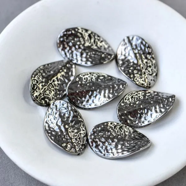 бусина, металл "лист гастерии", цвет черный, 27.5x18x3 мм