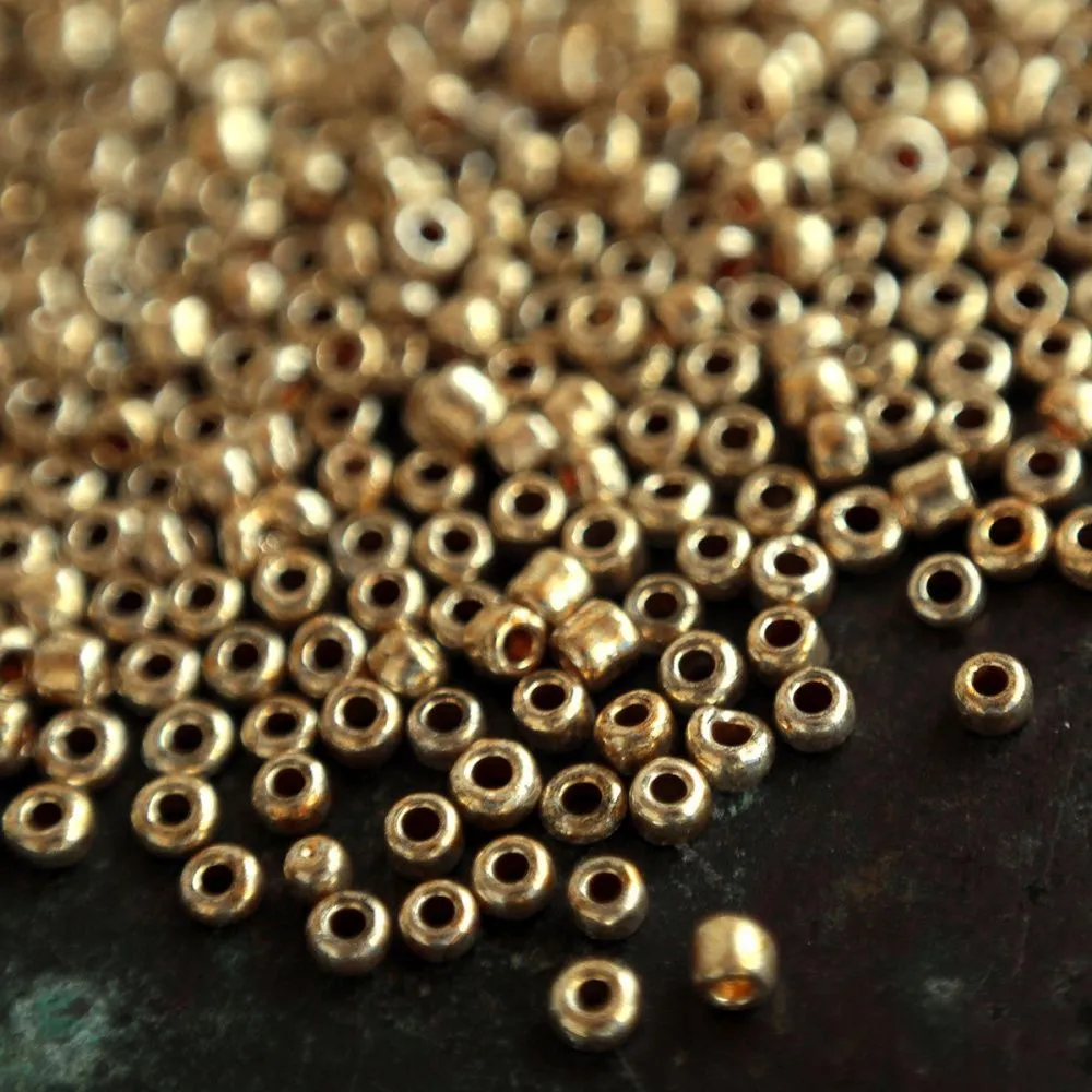 бисер "радуга", цвет металлик золото, 12/0 (уп 7 г)