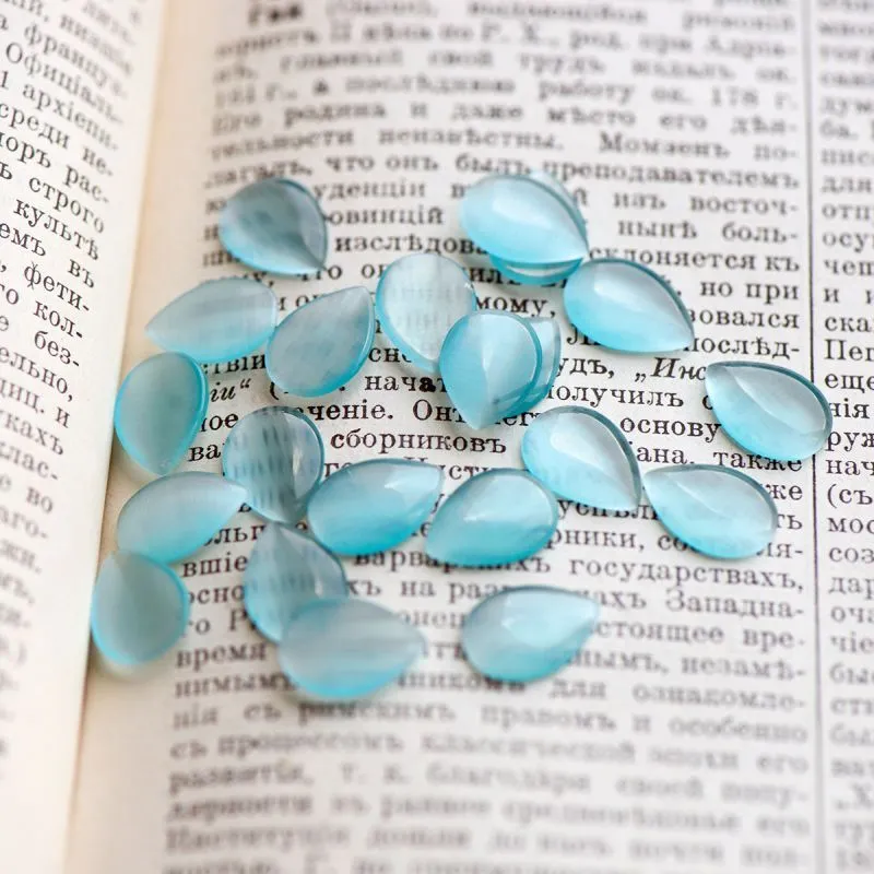 кабошон "кошачий глаз" - капля, стекло, цвет белый, 18x13x3 мм