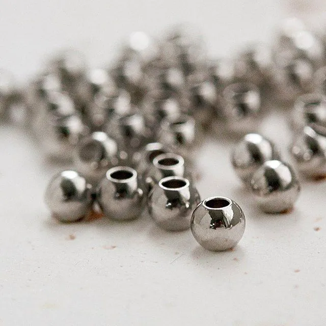 бусина, металл "симпл", цвет платина, 4 мм (уп 30 +/-3 шт)